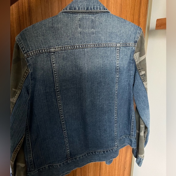 Urban Outfitters Army Jean Jacket Size Medium - Picture 3 of 3